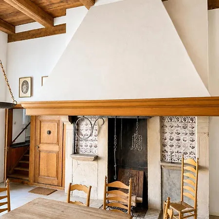 아파트 Flats Historic 3 4 Bett Apartment, 2 Schlafzimmer, Smarttv, Kuechenzeile *